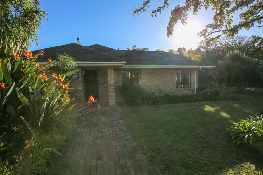 3 Bedroom Property for Sale in Lower Robberg Western Cape